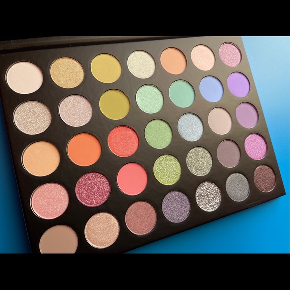 35I ICY FANTASY ARTISTRY PALETTE – morphefnvnf.com 35I Icy Fantasy Palette